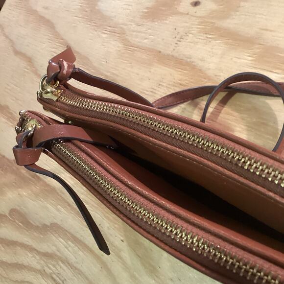 Vintage Brown Faux Leather Crossbody Double Zipper Purse - Picture 7 of 9